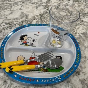 Snoopy toddler dinner set